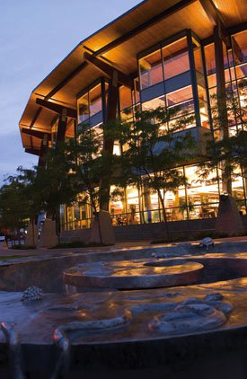 "Kelowna Public Library"