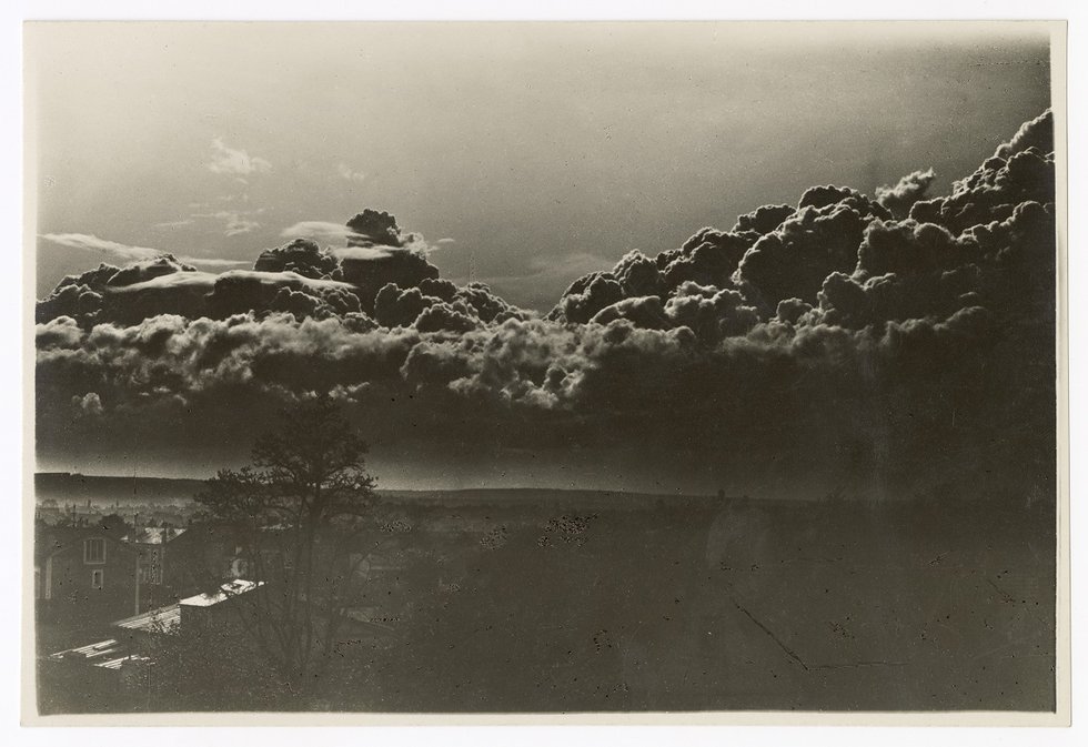 Ferdinand Quénisset, “Cumulo-Nimbus, Juvisy, France,” 1903