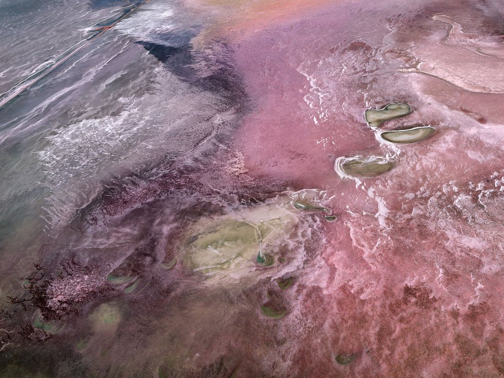 Edward Burtynsky, “Salt Flats #2, Sua Pan, Botswana,” 2019