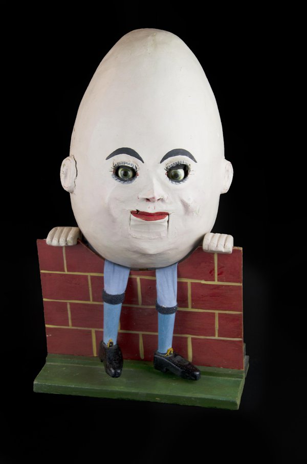 Humpty-Dumpty Ventriloquist figure created by Oscar Oswald for the Supreme Magic Company of Bideford, Devon, England, c.1965 (photo courtesy of the Museum of Fear and Wonder)