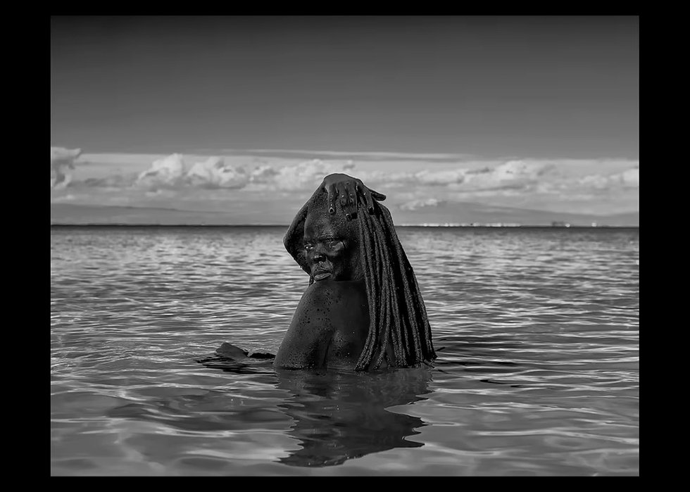 Zanele Muholi, “Manzi I, West Coast, Cape Town,” 2022 , gelatin silver print, 25 1/4" × 31 1/2" (photo courtesy of Tate Modern